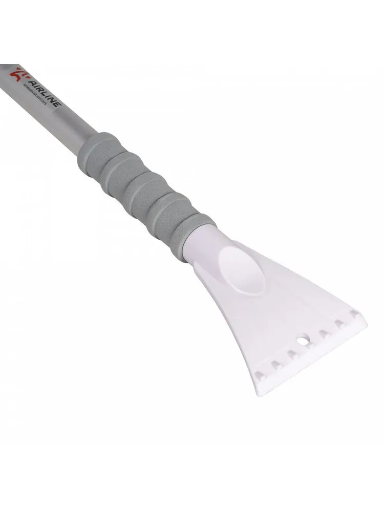 Щетка автомобильная для снега со скребком