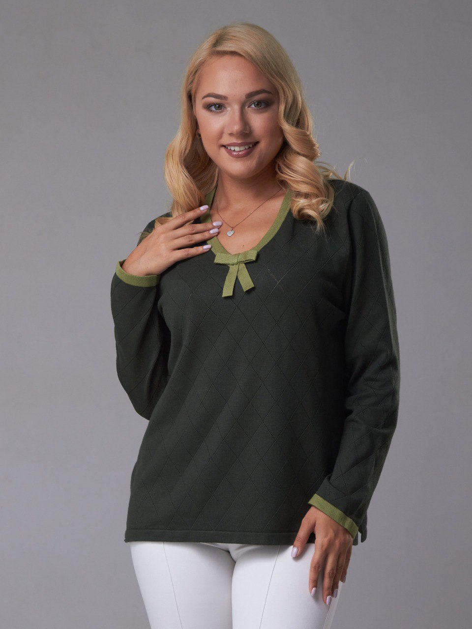 ДжемперНарядныйсбантиком