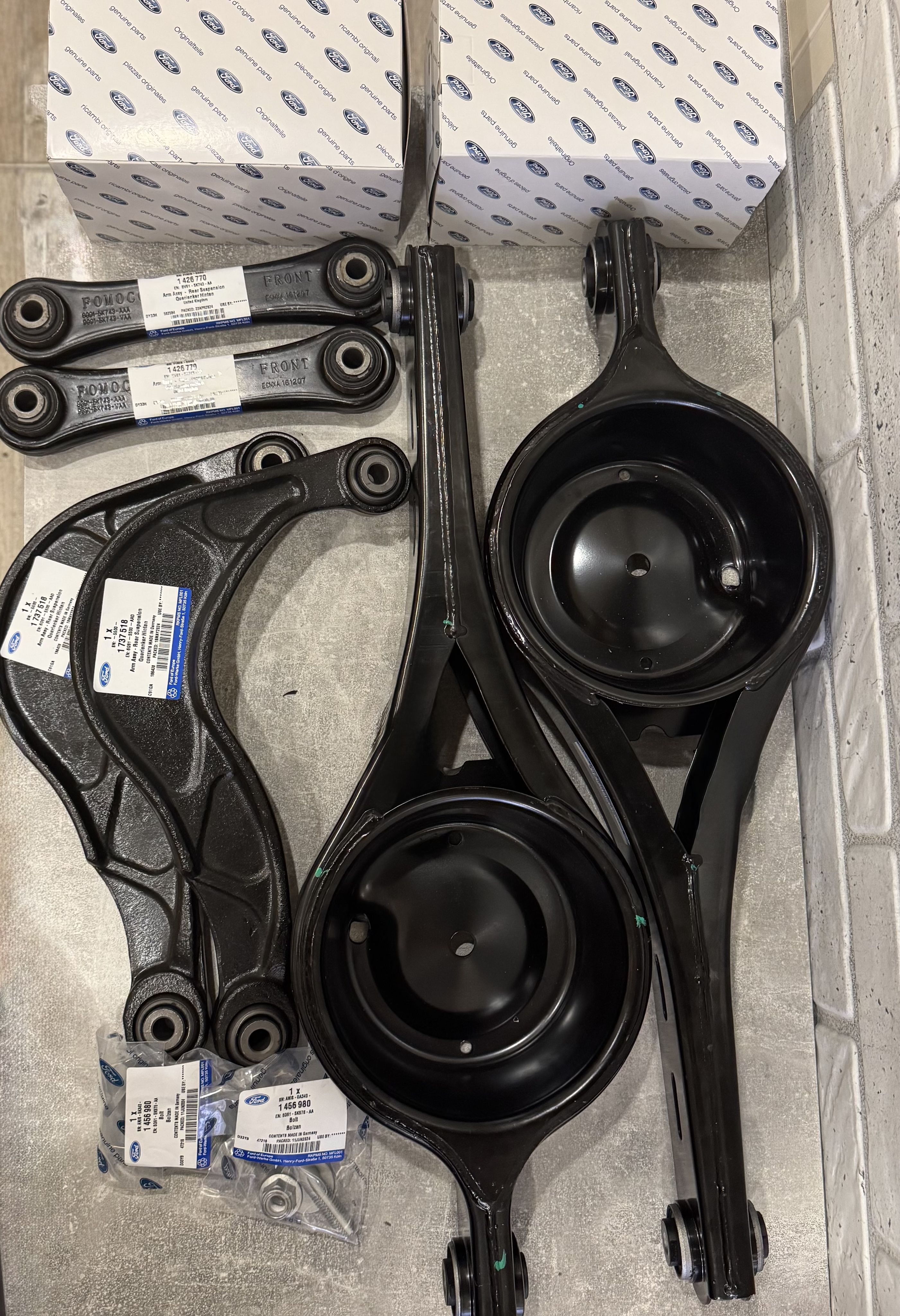 ОригинальныйкомплектрычаговподвескиFordS-Max